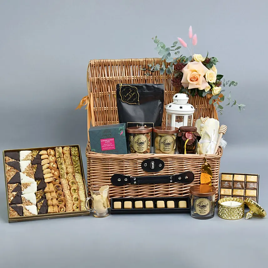 Premium Gift Basket for Ramadan: Ramadan Dry Fruit Hampers