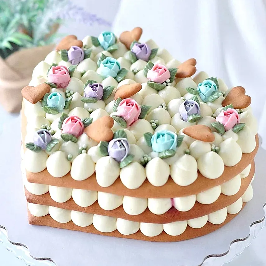 Pretty Flower Heart Cake 1.5Kg: Designer Cakes
