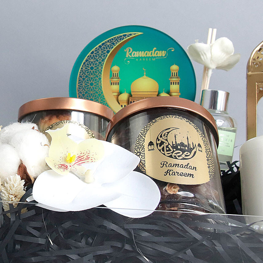 Ramadan Blessings Hamper: Ramadan Gifts