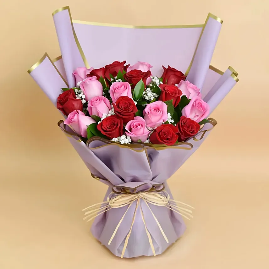 هدية باقة ورد جوري أحمر ووردي لفة لون موف: زهور الوعد