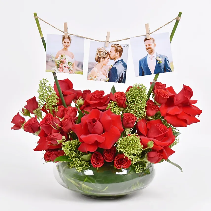 Rose and Moments: Flowers N Personalised Gifts 
