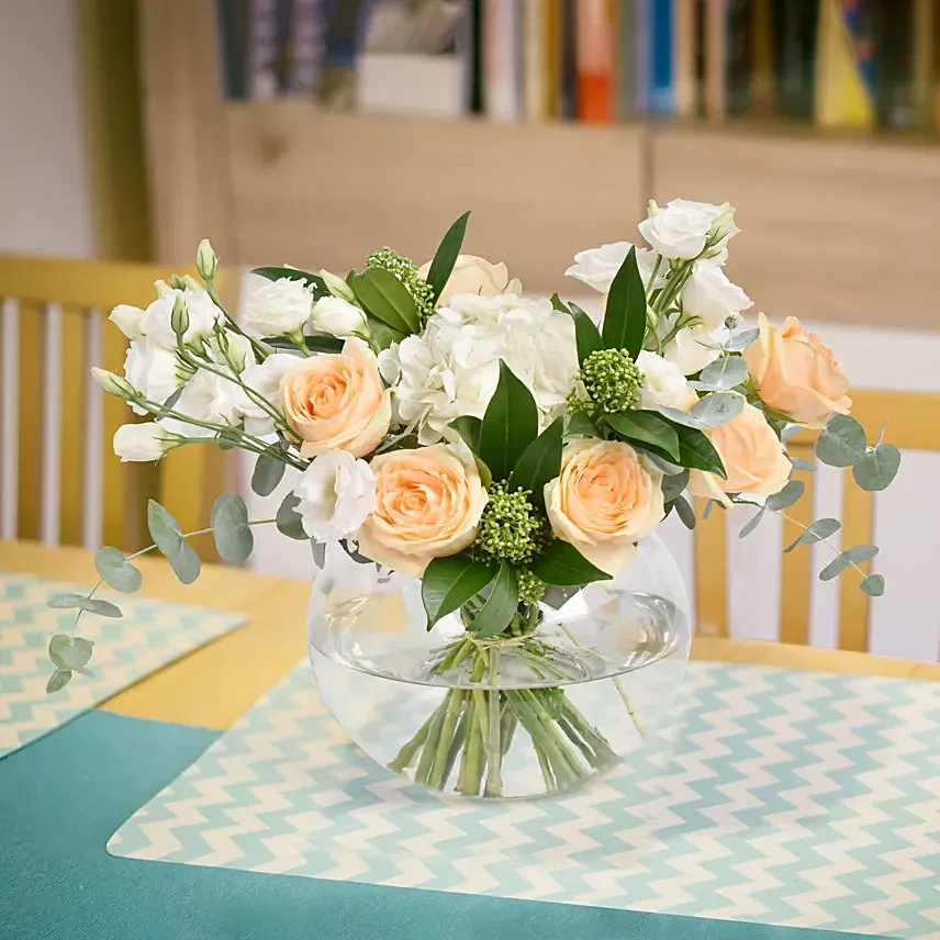 Roses and Hydrangea Flowers Table Centerpiece: White Flowers Bouquet