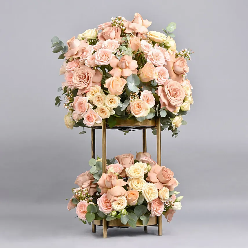 Roses Beauty Stand: Flowers Stand Arrangement