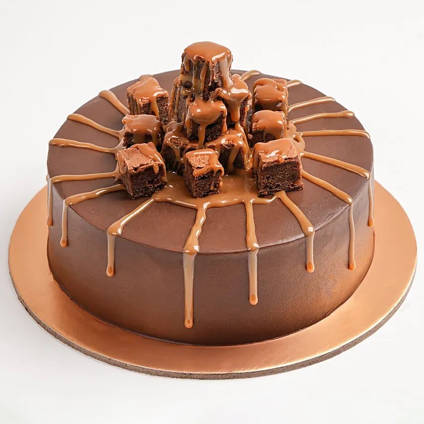 Special Brownie Caramel Cake: Birthday Cakes to Al Ain