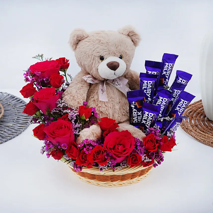 Special Surprise Arrangement: Roses And Teddies 