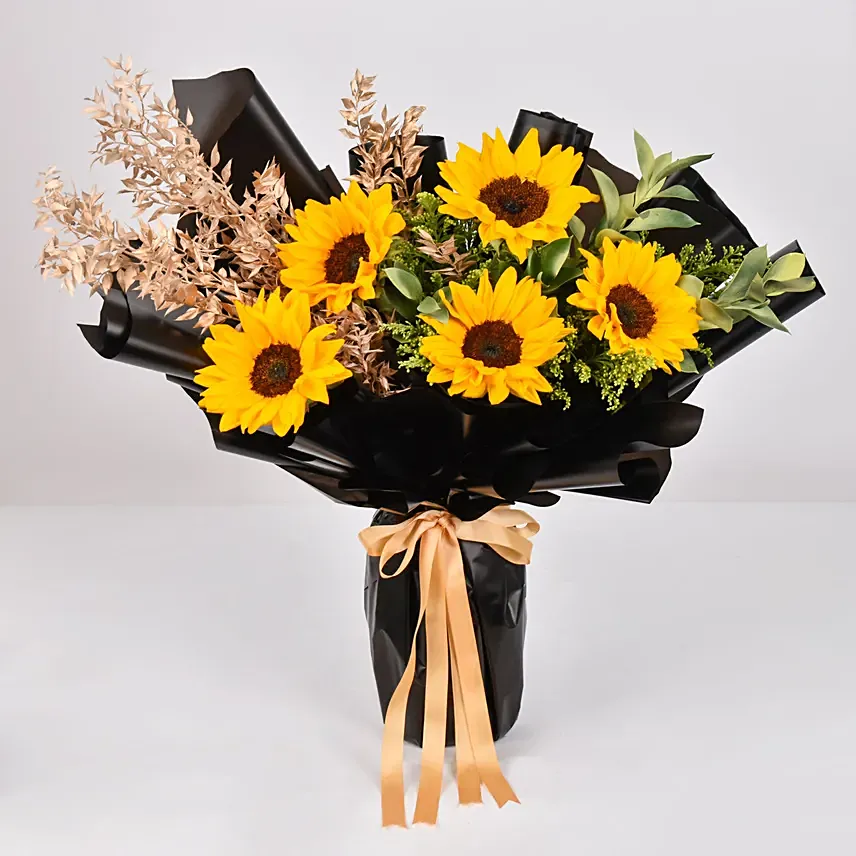 Sunflowers Grace Bouquet: New Year Gifts 