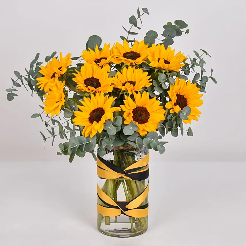 Sun Kissed Sunflowers: New Year Flowers