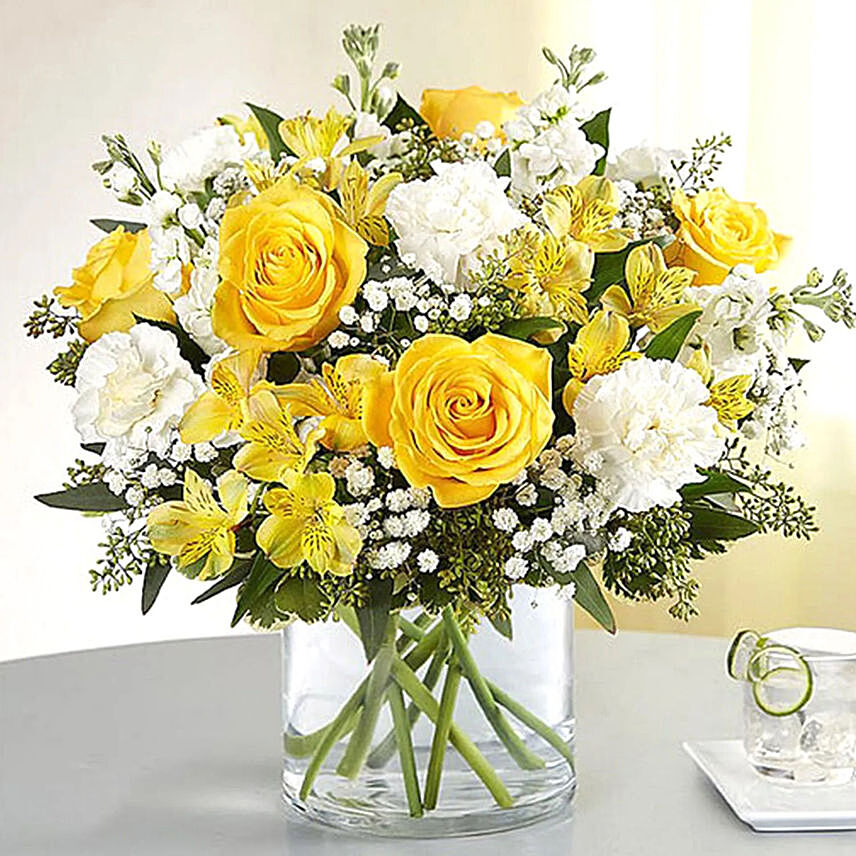 Sunlit Flower Vase: Birthday Flowers to Abu Dhabi