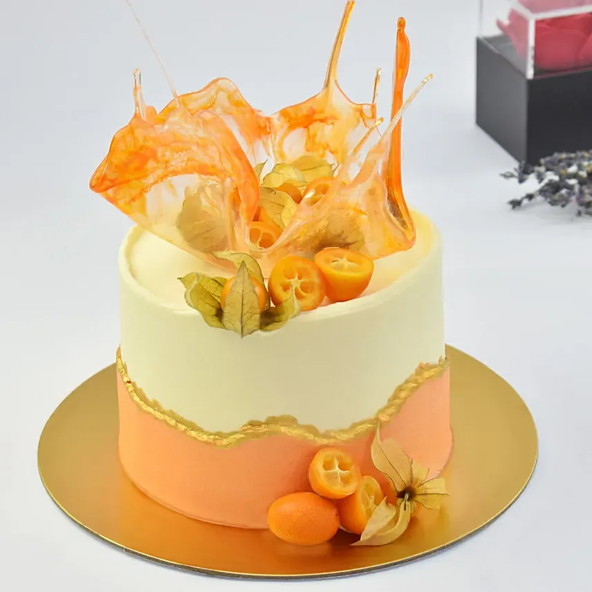 Golden touch cake: Newborn Baby Cake