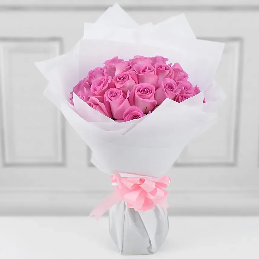 35 Light Pink Roses Bouquet: Pink Flowers Delivery
