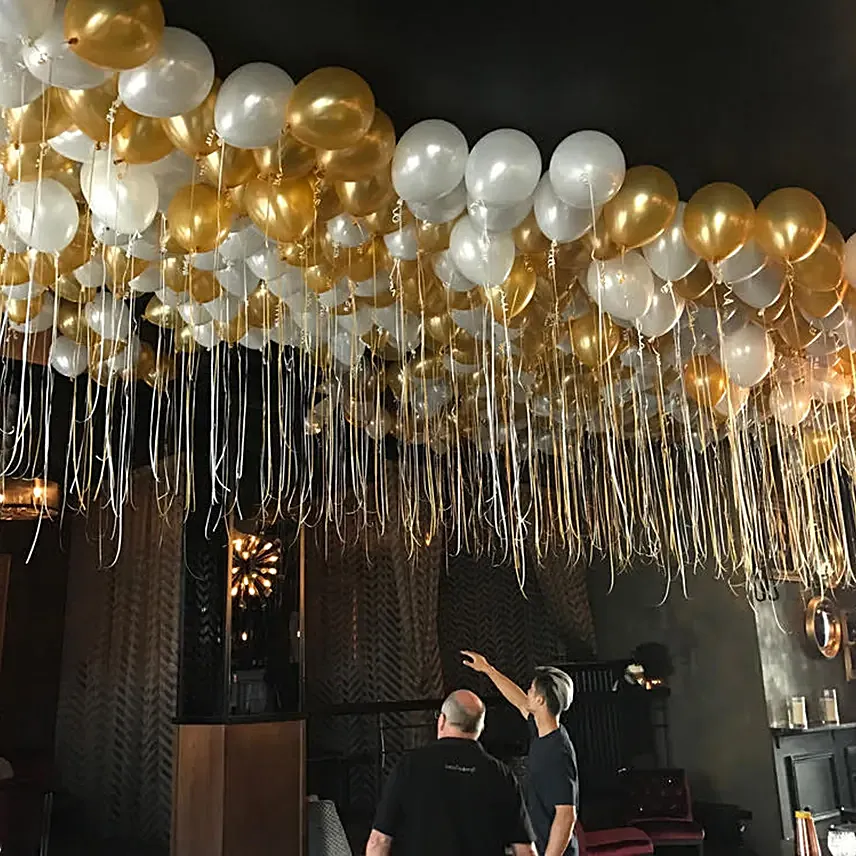 200 White and Gold Chrome Balloons: Anniversary Gifts