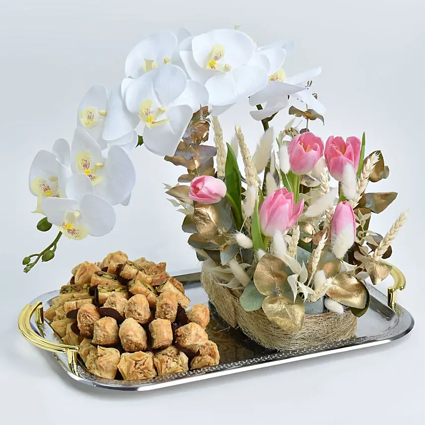 Arabic Sweets and Flowers Tray: Ramadan Gifts Abu Dhabi