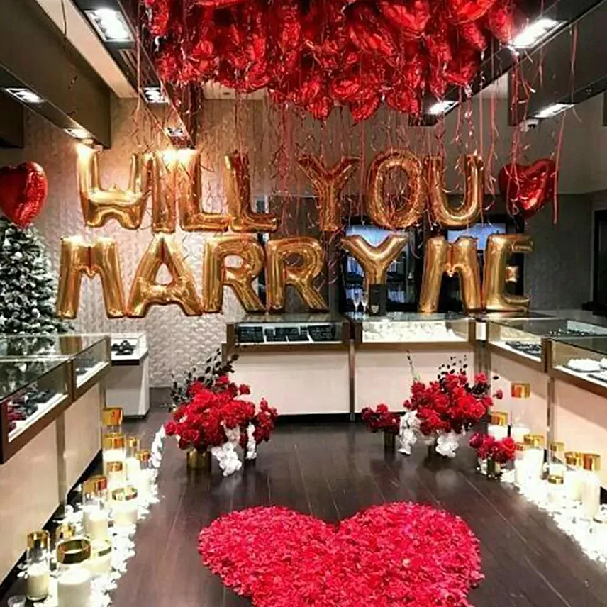 Awe Inspiring Proposal: Flower Decorations