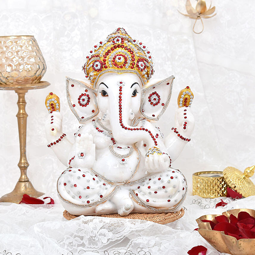 Beautiful Ganesha Idol 28 CM: Ganesh Murti , Dubai