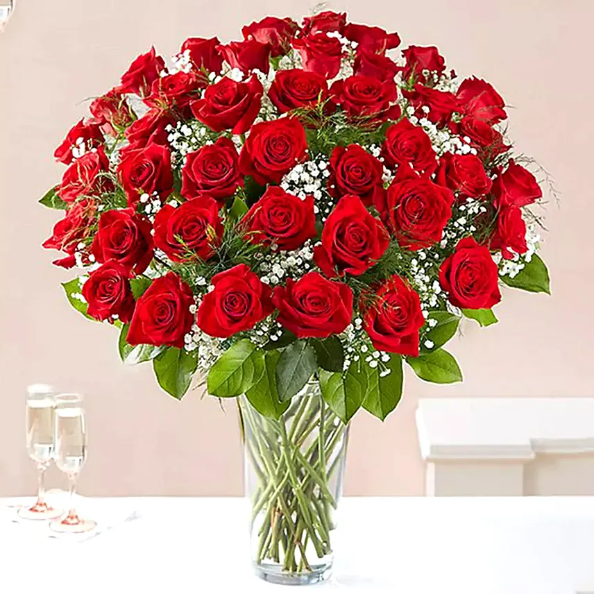 Bunch of 50 Scarlet Red Roses: Anniversary Flowers to Abu Dhabi