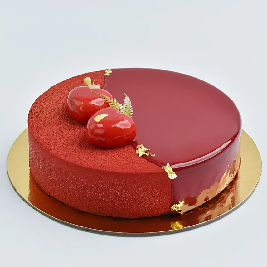 Chocolate Fudge Glazed Cake: Wedding Gifts Dubai