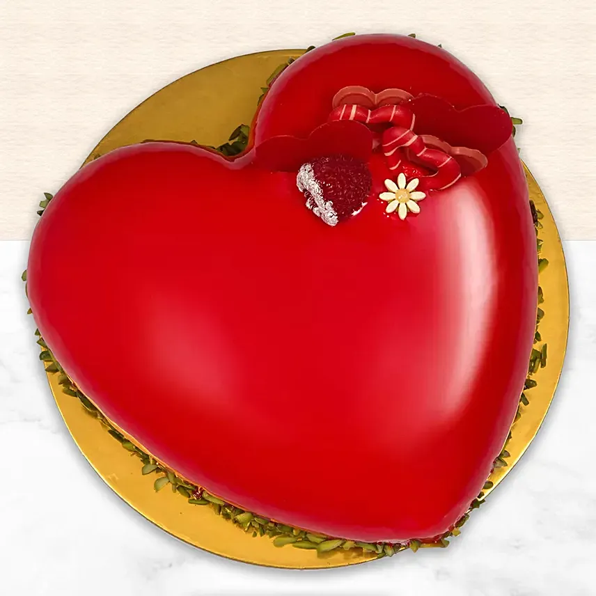 Delicious Red Velvet Heart Cake: Romantic Gifts