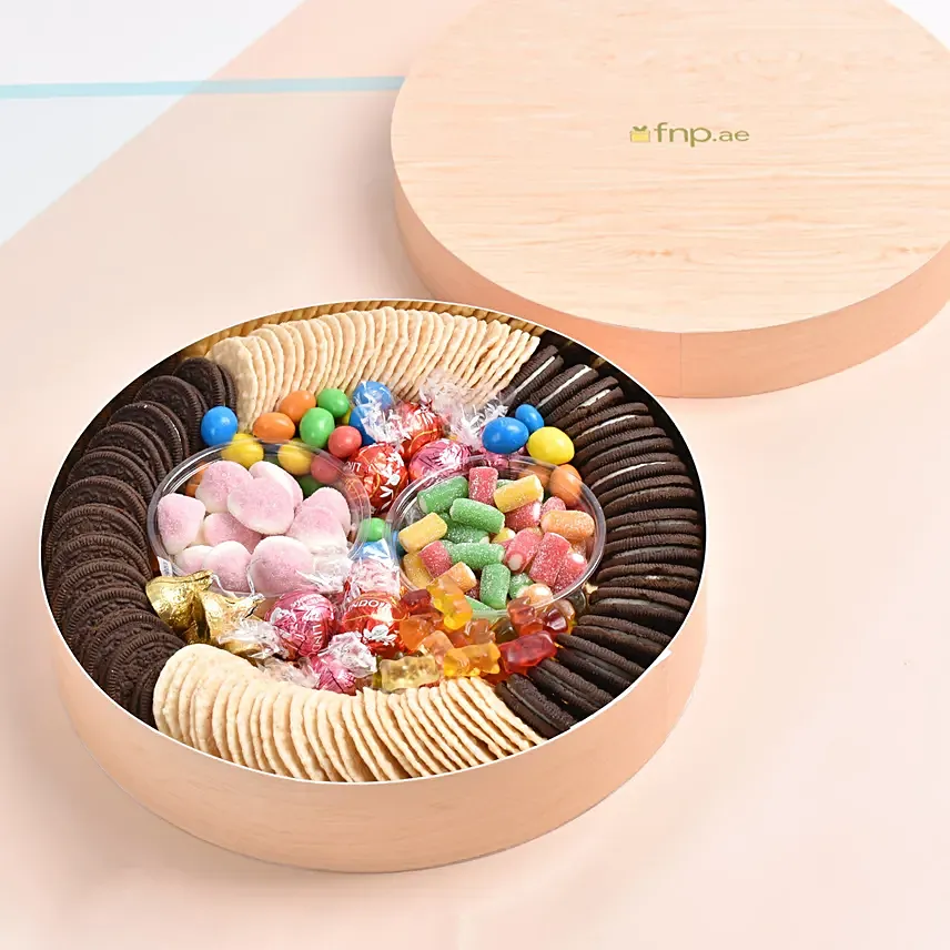 Cookies n Cream with Candy Snack Box: Bakery and Snacks