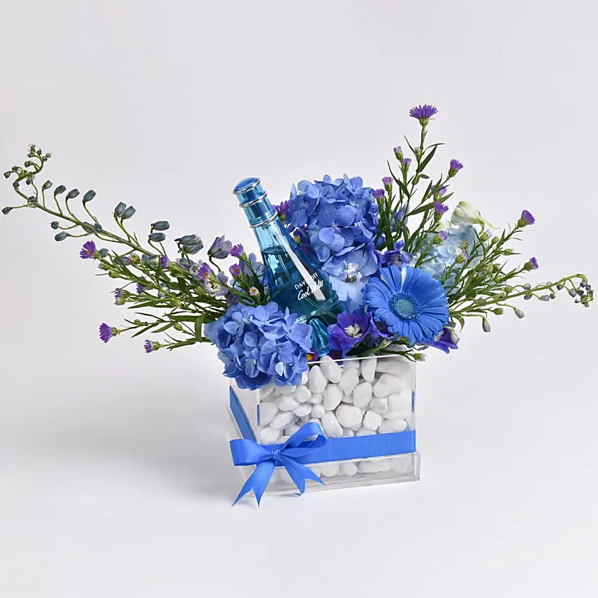 Cool Water Blue Hamper: Flowers N Perfumes