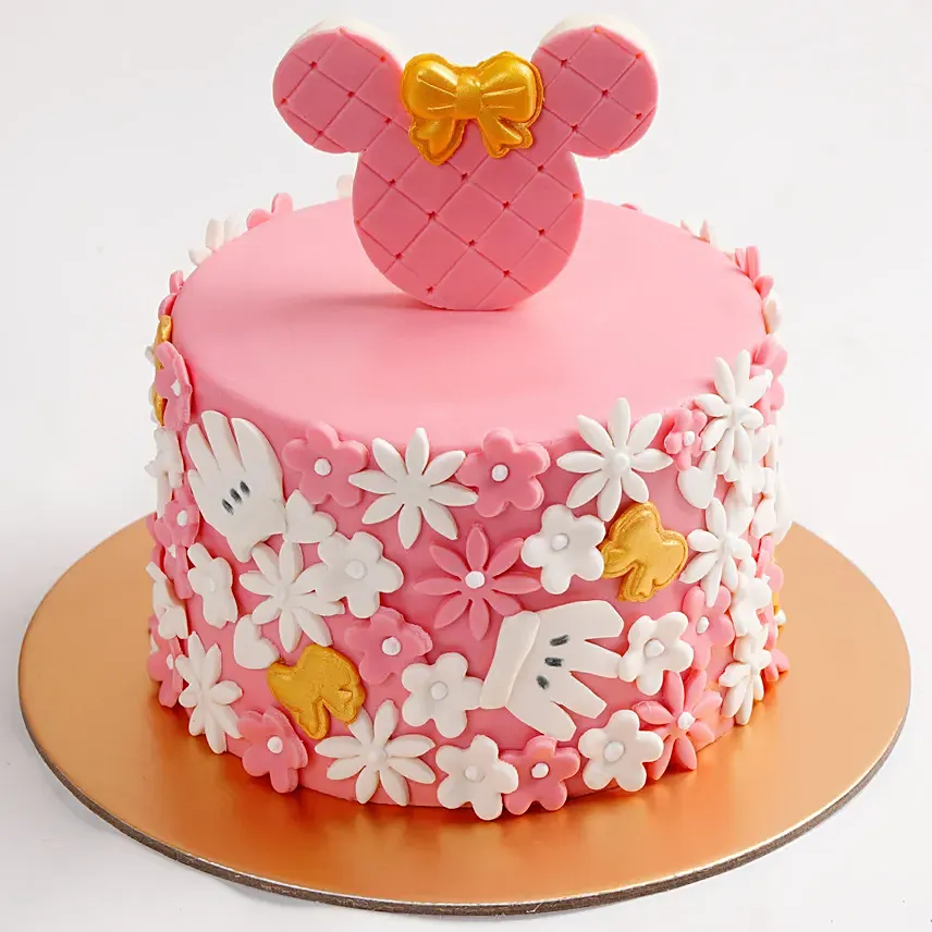 Cute Minnie Mouse First Birthday Cake: 