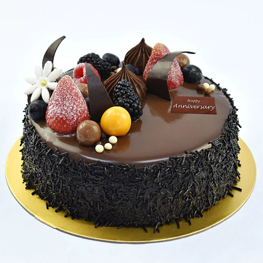 Decadent chocolate fudge cake: 25th Anniversary Gifts