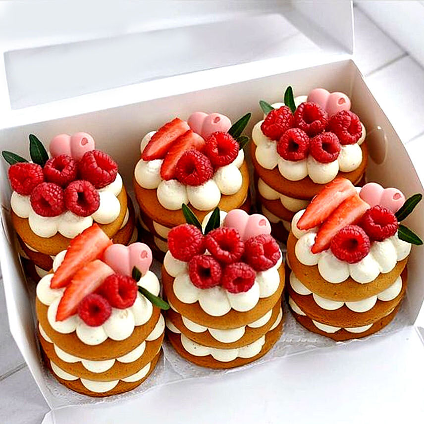 Delectable Designer Mono Cakes: Cupcake 