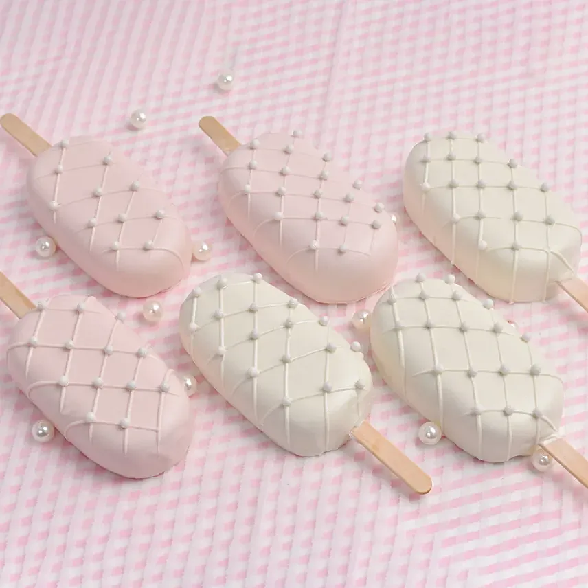 Delicious Cake Pops For Lady love: Food Gifts 