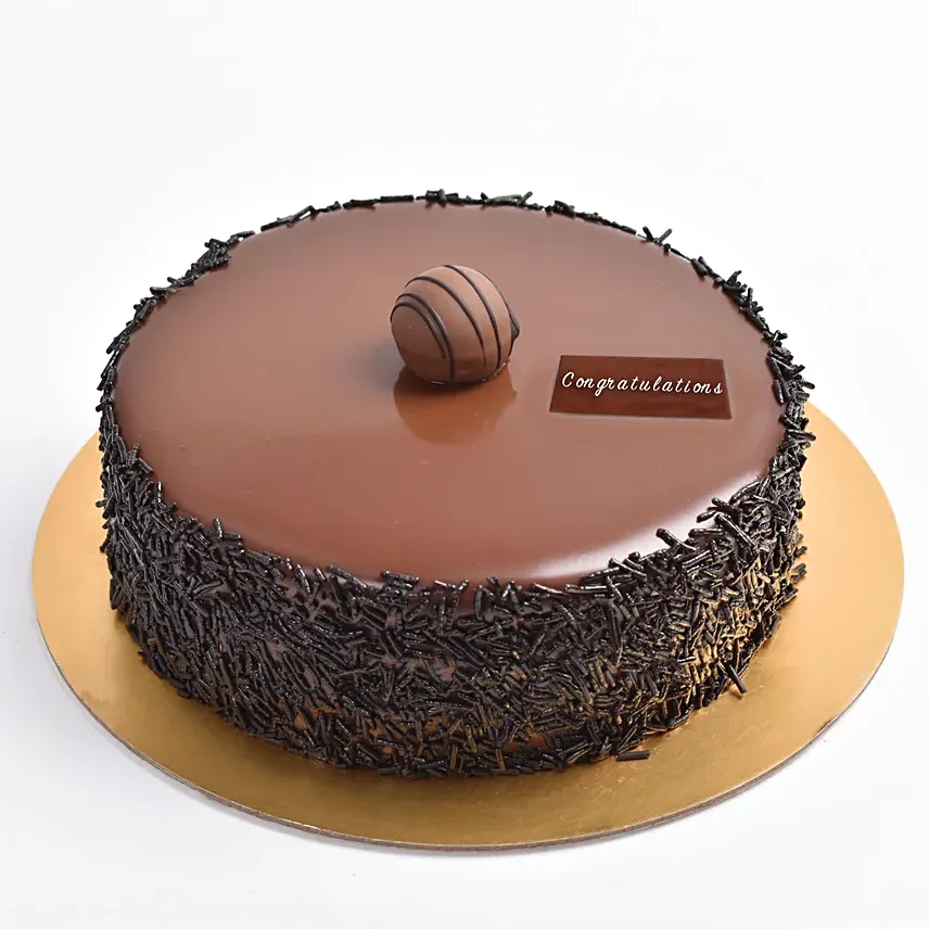 Delightful Congratulations Chocolate Fudge Cake: 