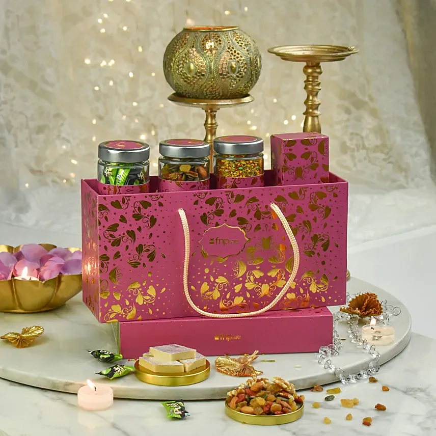 Diwali Relishes Premium Gift Hamper: 