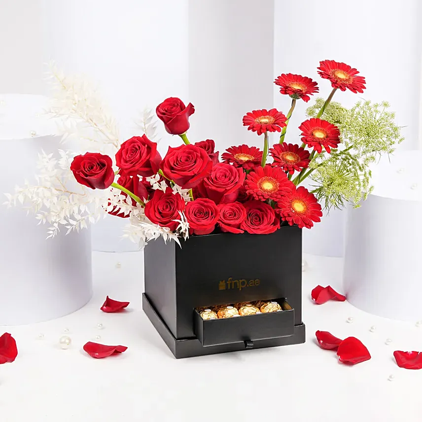 Endless Love Flowers and Chocolates Box: Valentine Day Flowers to Al Ain
