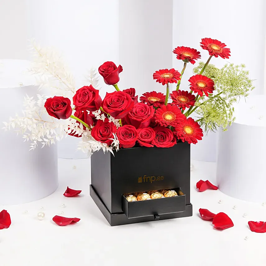 Endless Love Flowers and Chocolates Box: Red Roses