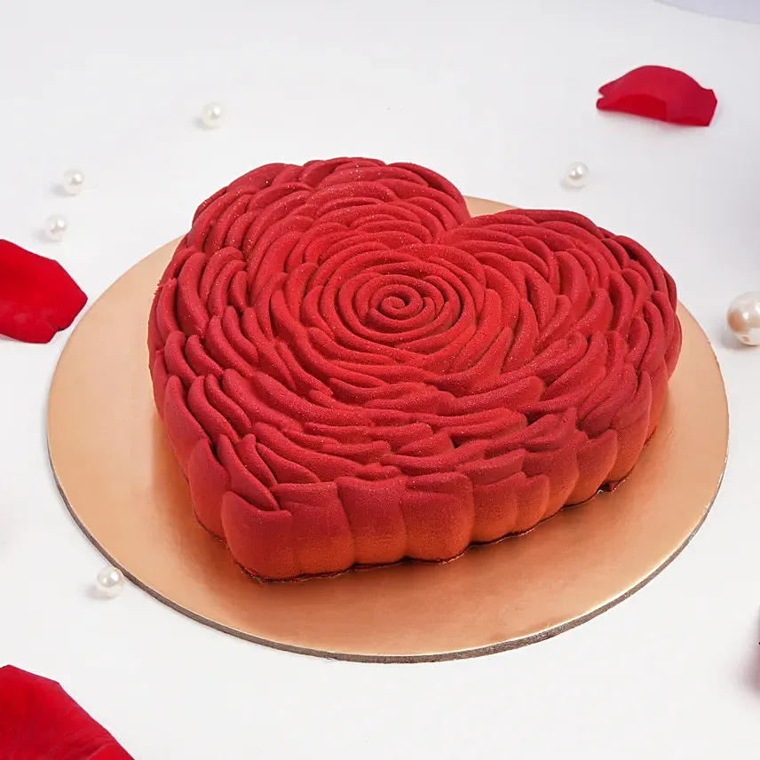 Bloomed Heart Chocolate Cake: Kiss Day Gifts