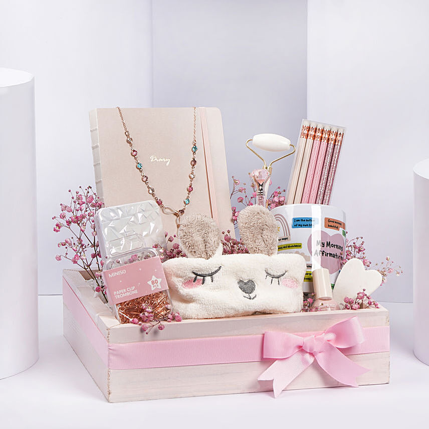 Beautiful You Pink Hamper: Birthday Gift Hampers