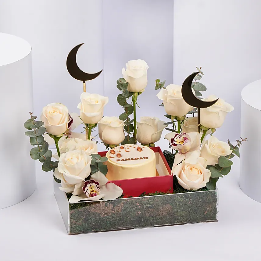 Eid Wishes Cake and White Roses: Eid Mubarak Cake