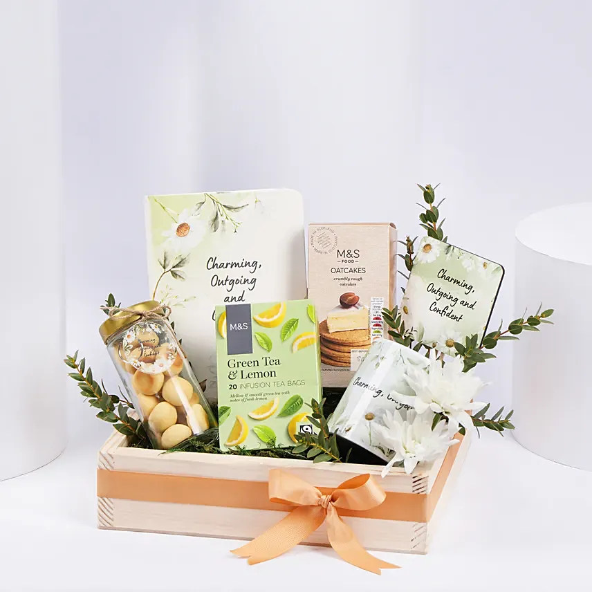 Daisy Theme Birthday Wishes Hamper: New Arrival hampers