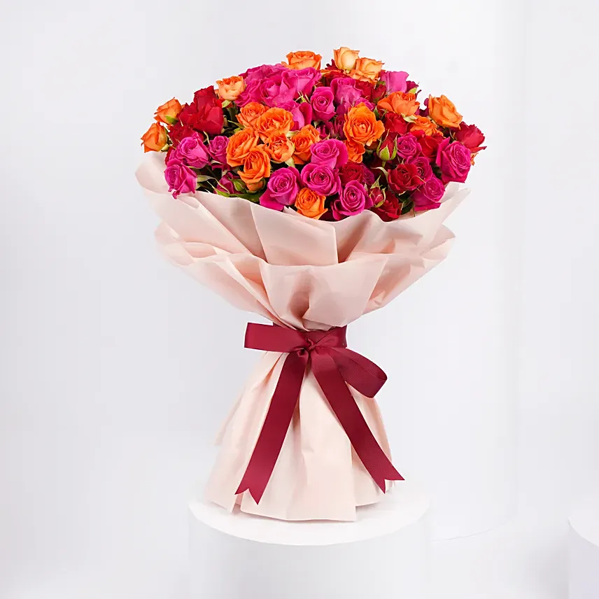 Vibrant Bunch of Spray Roses: Flower Delivery Dubai