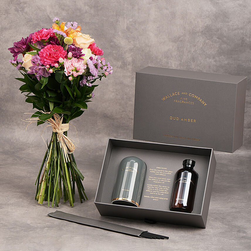 Wallace & Co Luxury Reed Diffuser with Flowers: 