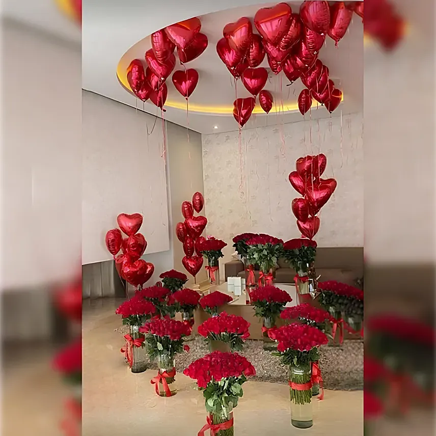Room Full of Roses and Balloons: Party Supplies 