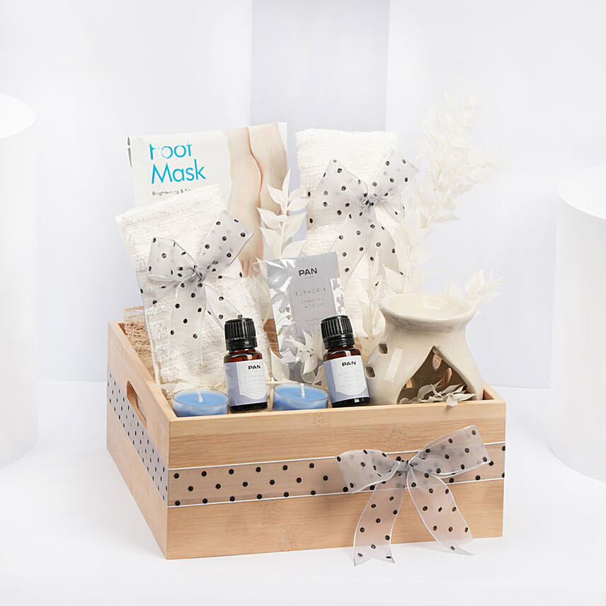 Aromatherapy Gift Set: Gift Hampers