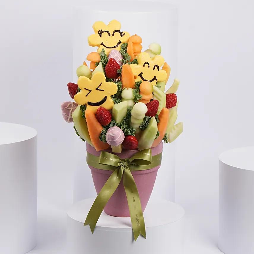 سلة حلا حديقة السعادة: World Smile Day Gifts