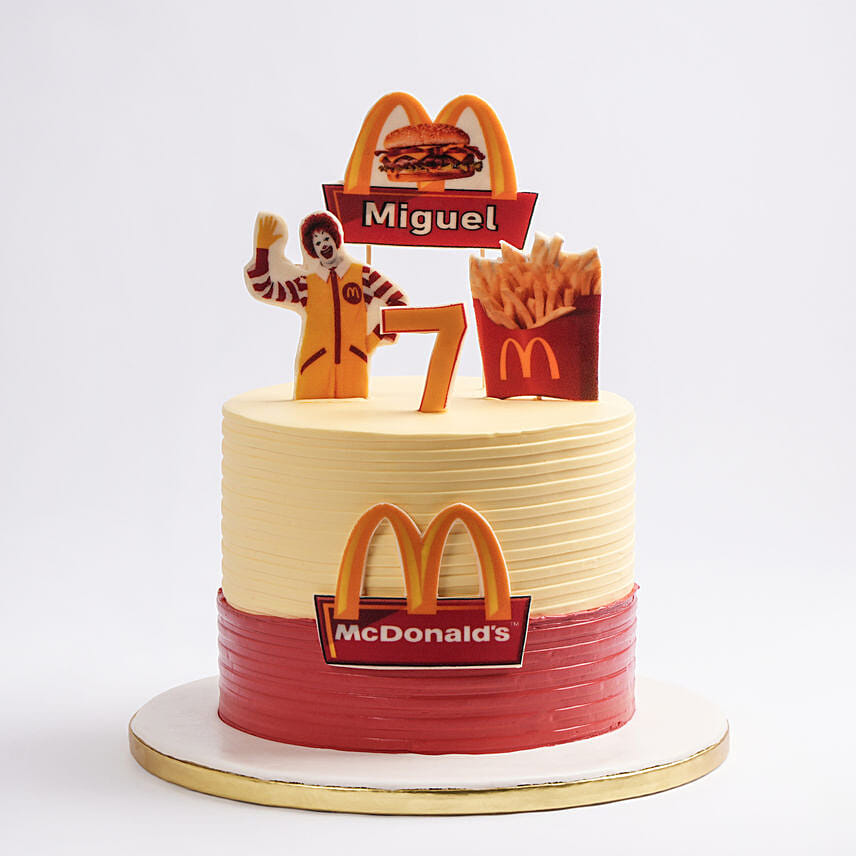 McDonald Birthday Delight: تصاميم كيك خاصة