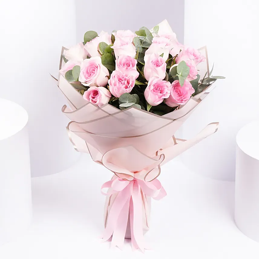 Passionate 20 Pink Roses Bouquet: Gifts for Wife