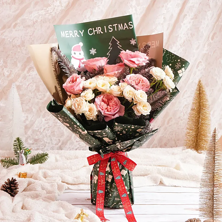 Merry Christmas Garden Roses Bouquet: Fresh Flower Bouquets