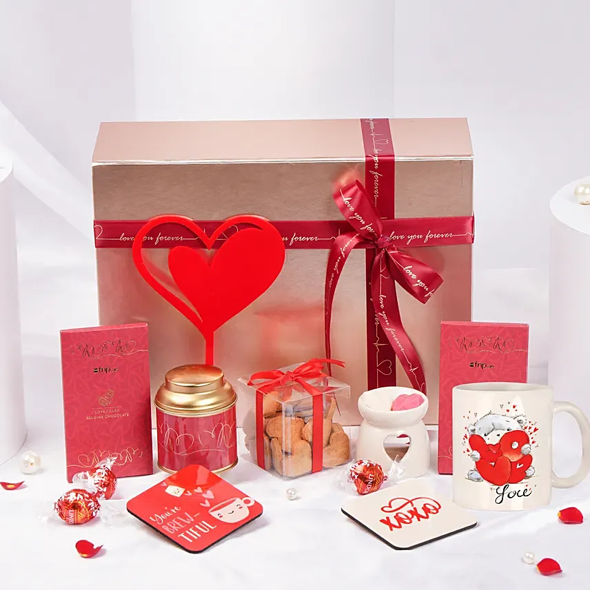 Touch of Love Hamper: Anniversary Gift Hampers