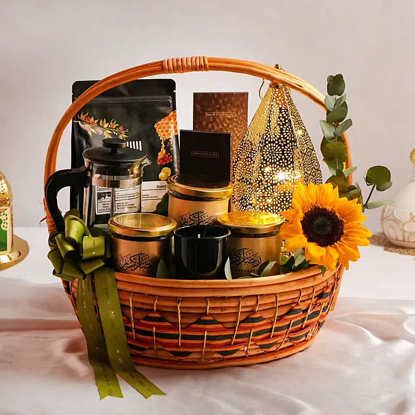 Ramadan Reverence Basket: Ramadan Hampers