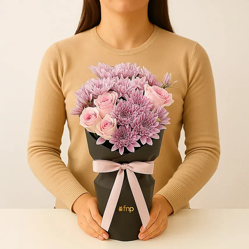 Rose And Chrysanthemum Ensemble: Gifts for Girlfriend