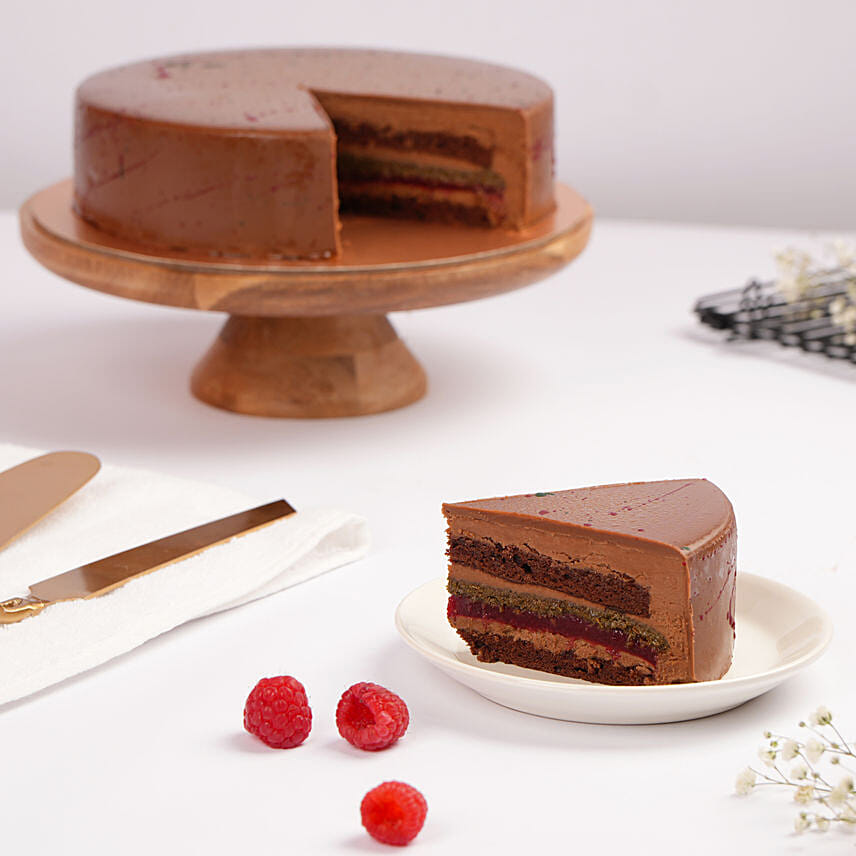 Dubai Chocolate Raspberry Cake: Eid Mubarak Cake