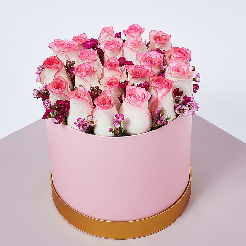 Dual Shade Roses In A Box: Flower Delivery Lebanon