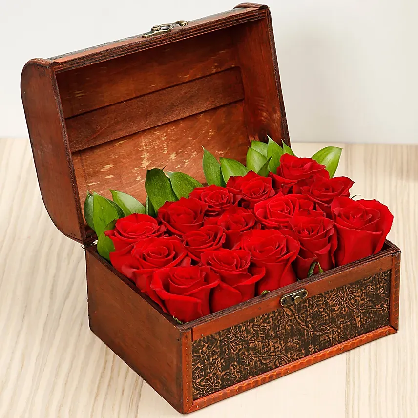 Treasured Roses OM: Flower Delivery Oman