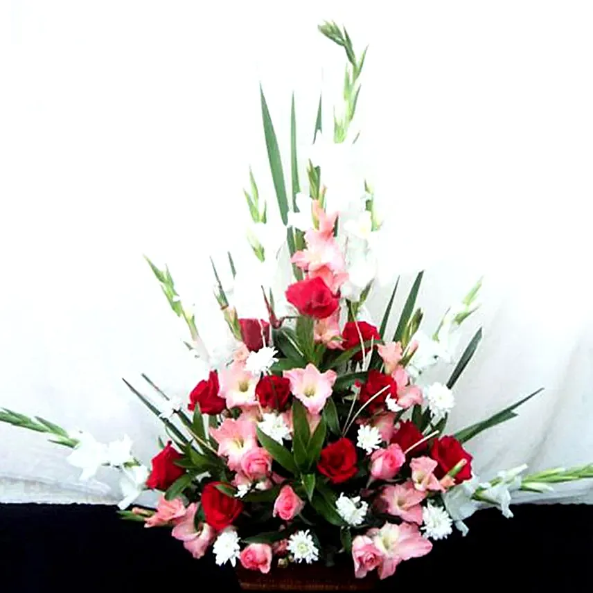 Beautiful Flower Basket: 